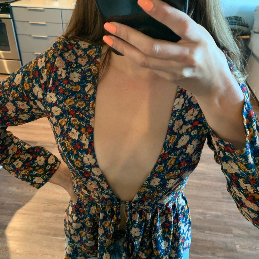 Wydlr open v blouse